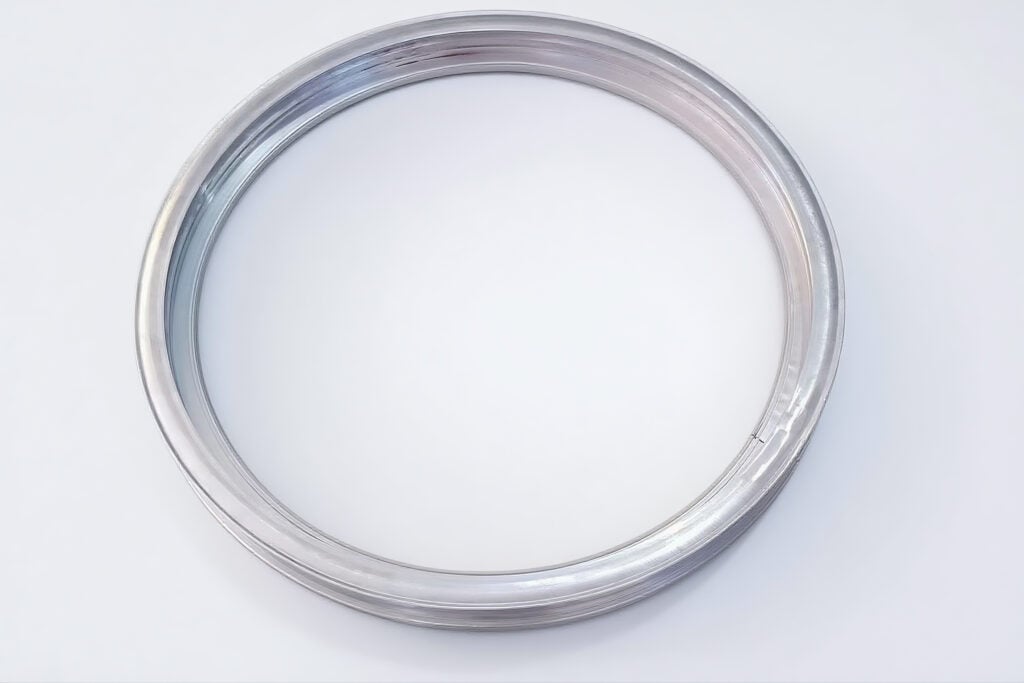 Marco elíptico u ovalado de perfil de aluminio curvado con máquina PBA