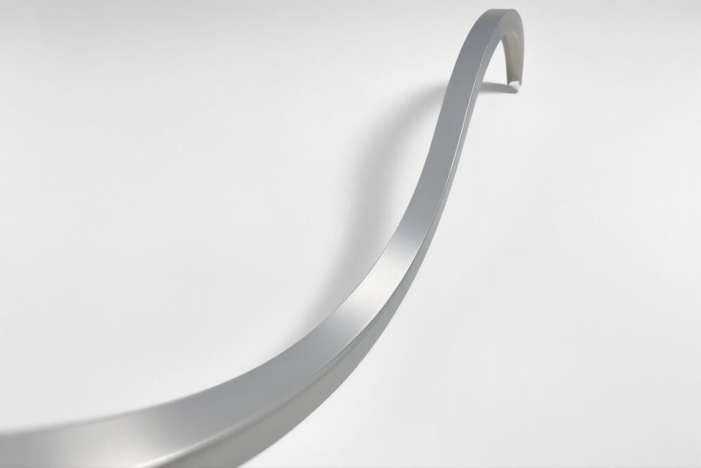 Perfil de aluminio curvado en 3D para luminarias LED de diseño